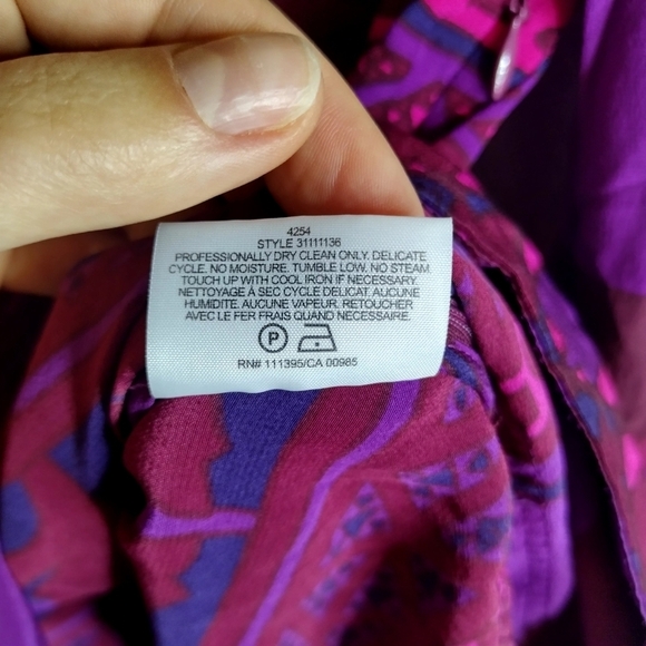 Tory Burch Silk Geometric Print Ruffle High V Neck 3/4 Tunic Blouse Top Sz 6 - Picture 9 of 12